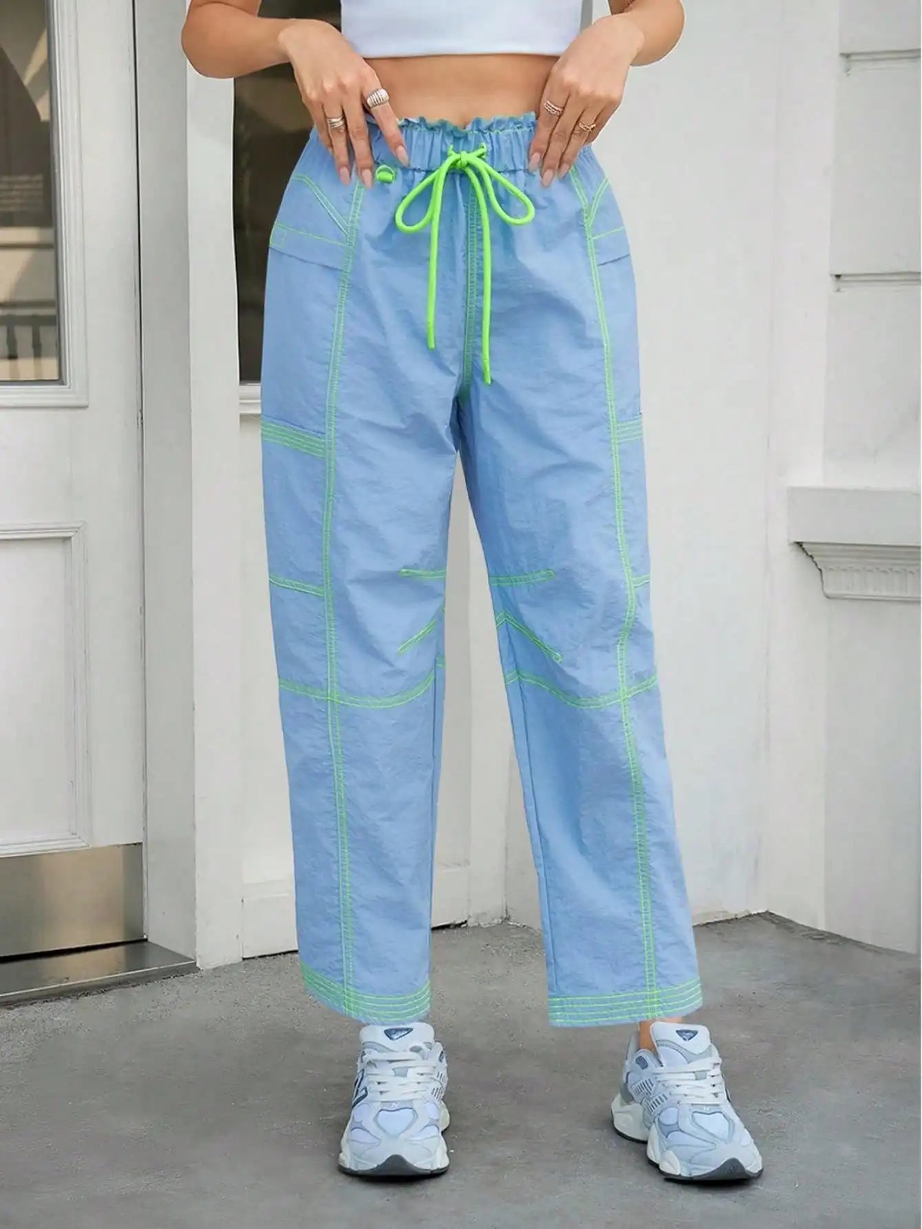 Fisoew Women's Baggy Cargo Joggers With Pockets For Casual Streetwear