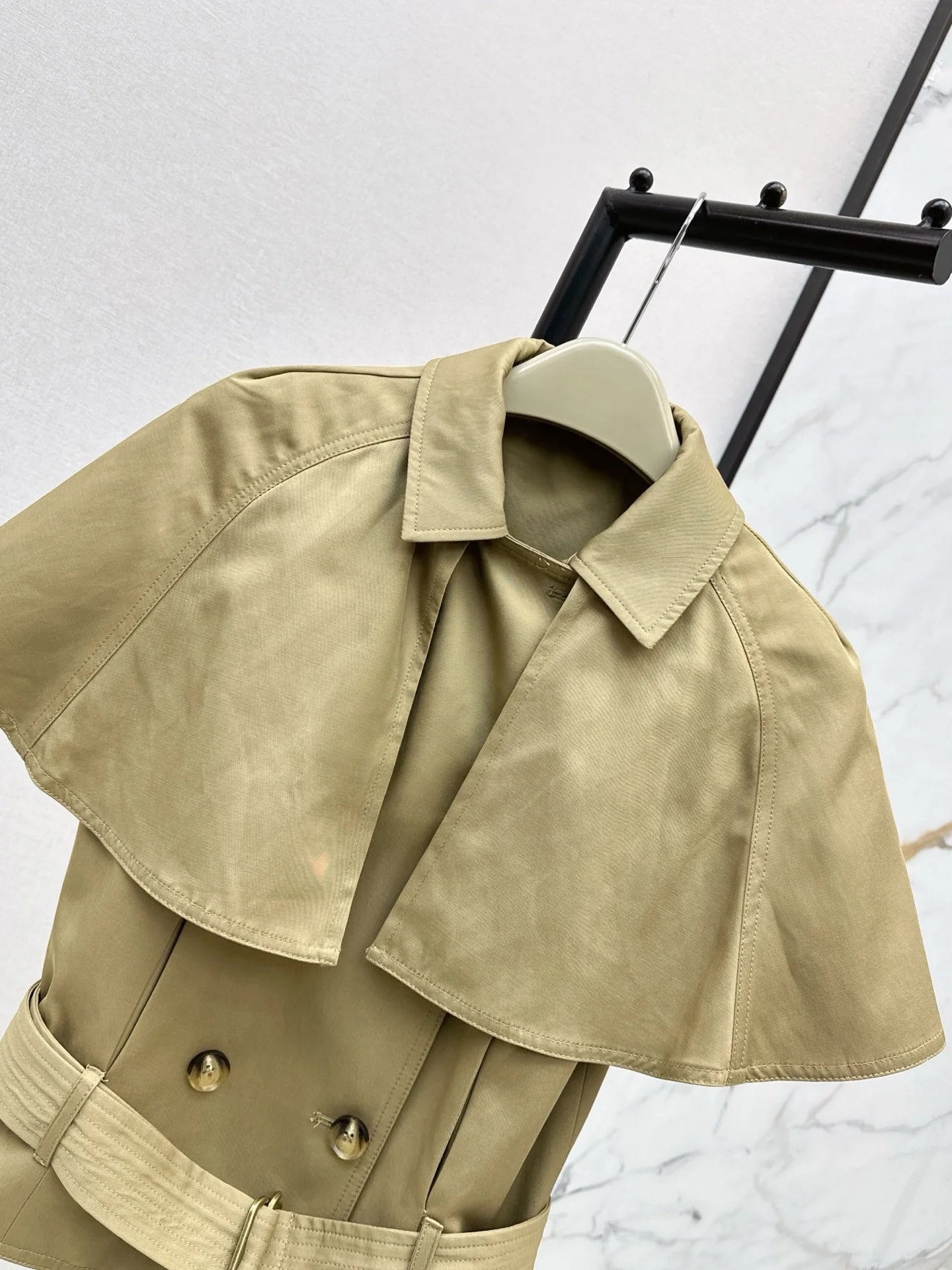 Women Double Breasted Windbreaker Jacket With Adjustable Belt